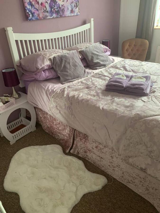 Minimum Stay Two Nights Larne Luaran gambar